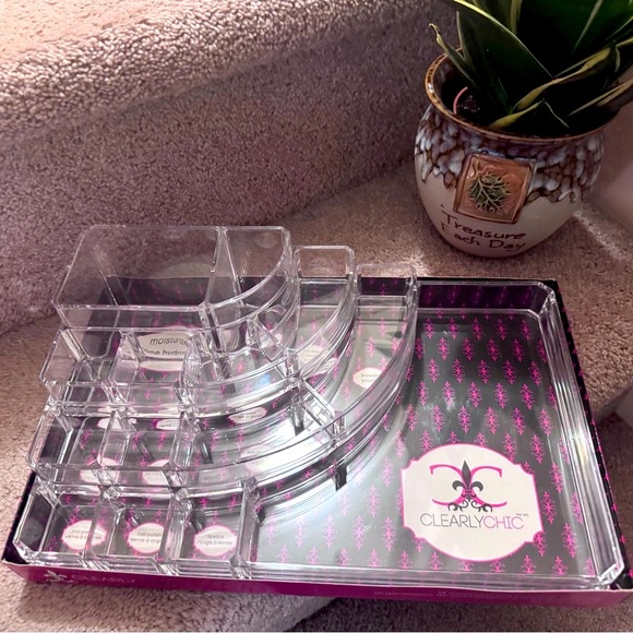 Clear Makeup Organizer - Picture 4 of 4